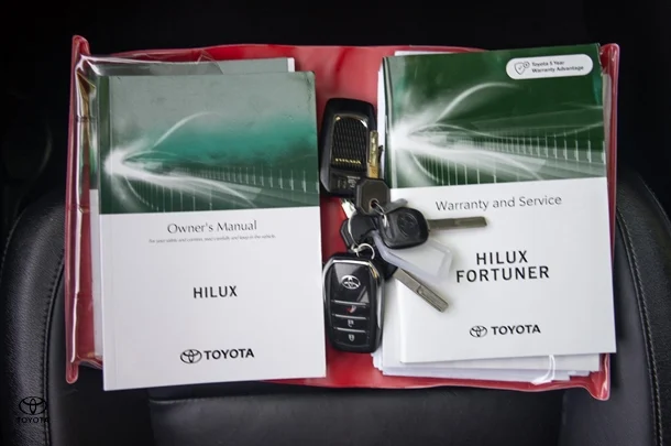 2021 Toyota HILUX SR5 image 26