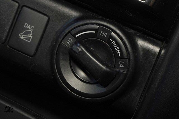 2021 Toyota Fortuner GXL image 17