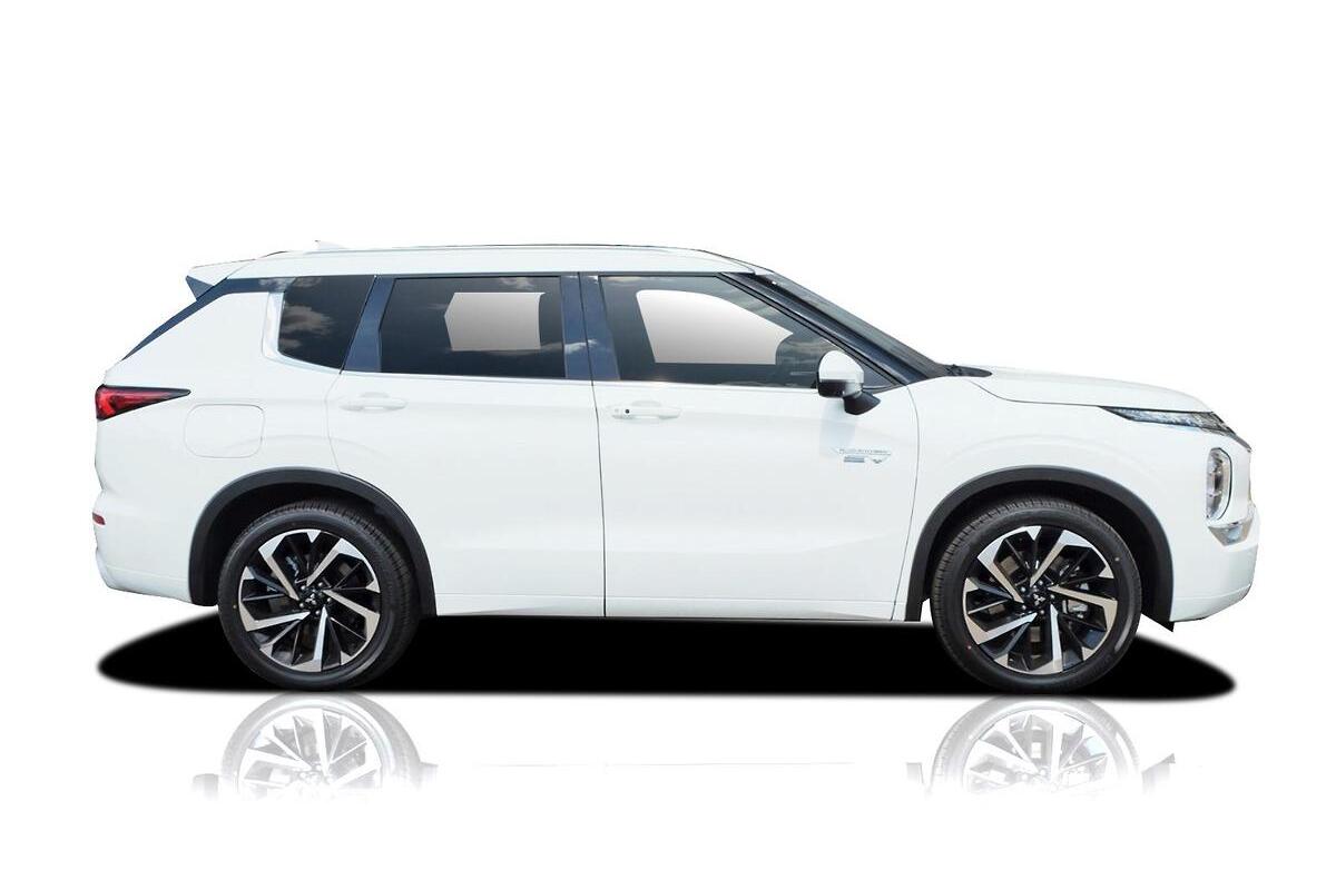 2025 Mitsubishi Outlander PHEV Exceed ZM Auto AWD MY24 image 5