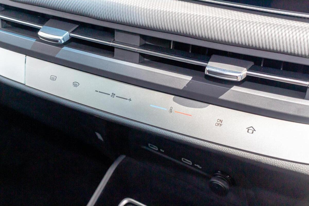 2025 LDV MIFA Luxe Auto MY23 image 21