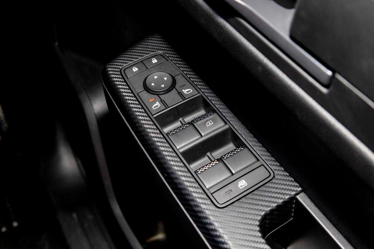 2024 Mitsubishi Triton GLX MV Auto 4X4 MY24.5 Double Cab image 16