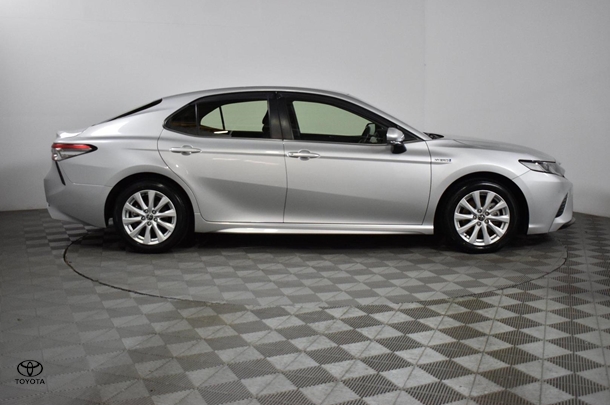 2019 Toyota Camry Hybrid Ascent Sport image 10