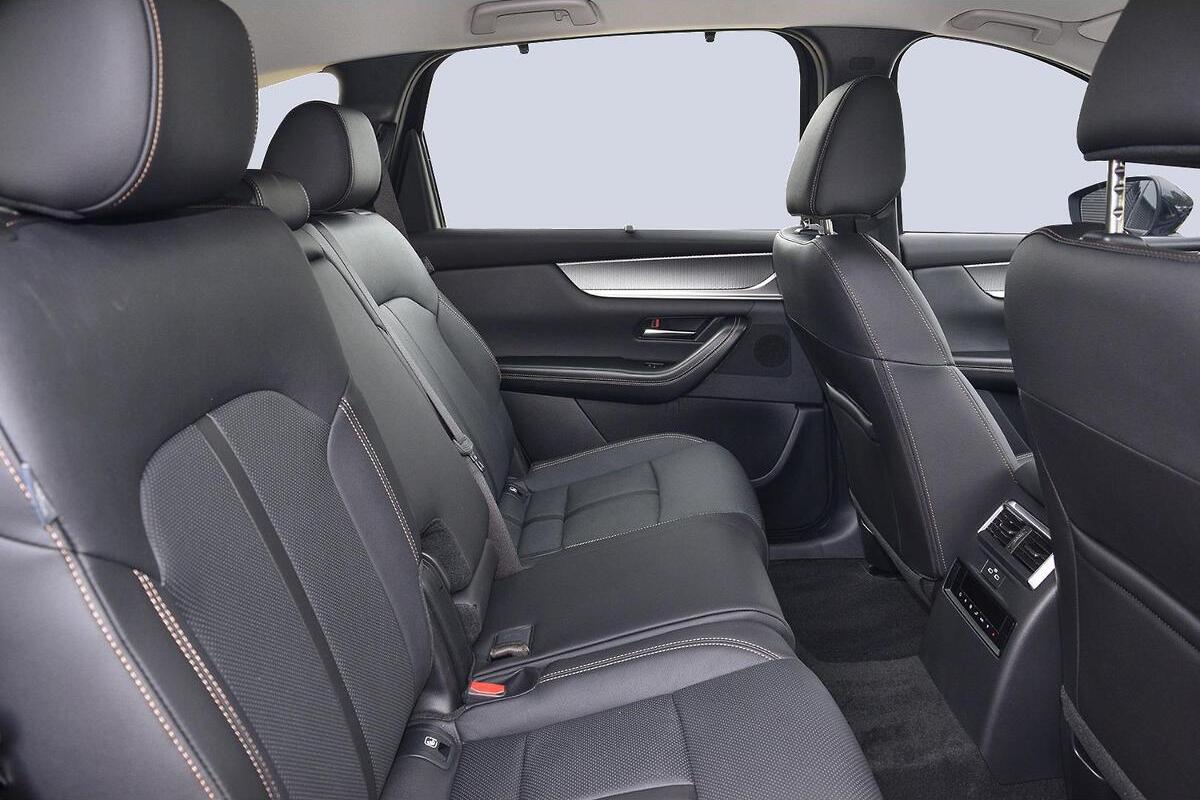 2024 Mazda CX-90 D50e Touring KK Auto i-ACTIV AWD image 7