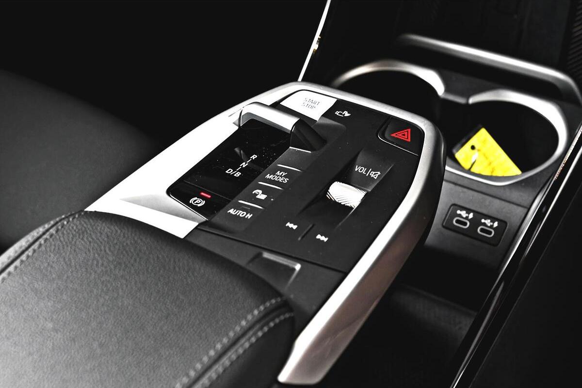 2024 BMW iX1 xDrive30 xLine U11 Auto AWD image 14