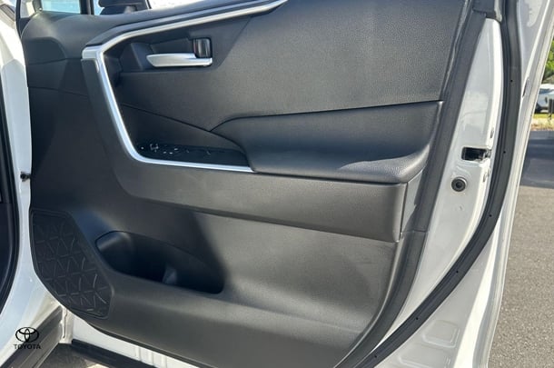 2020 Toyota Rav4 Hybrid GXL-2WD image 13