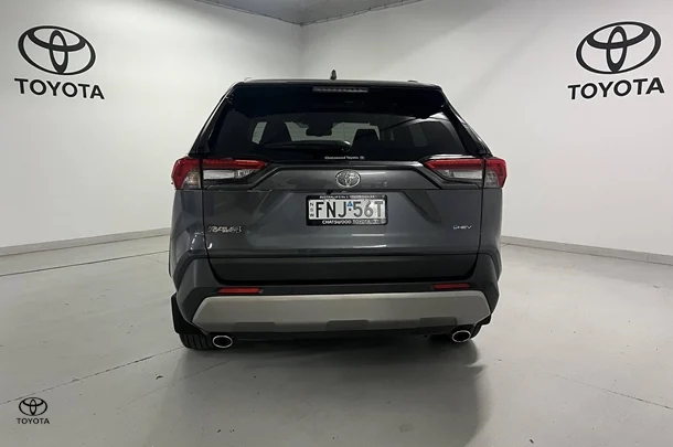 2024 Toyota Rav4 Hybrid GXL-2WD image 6
