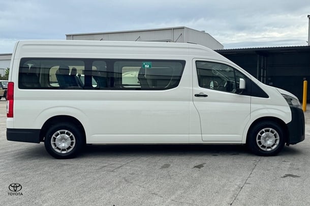 2021 Toyota Hiace SLWB image 2