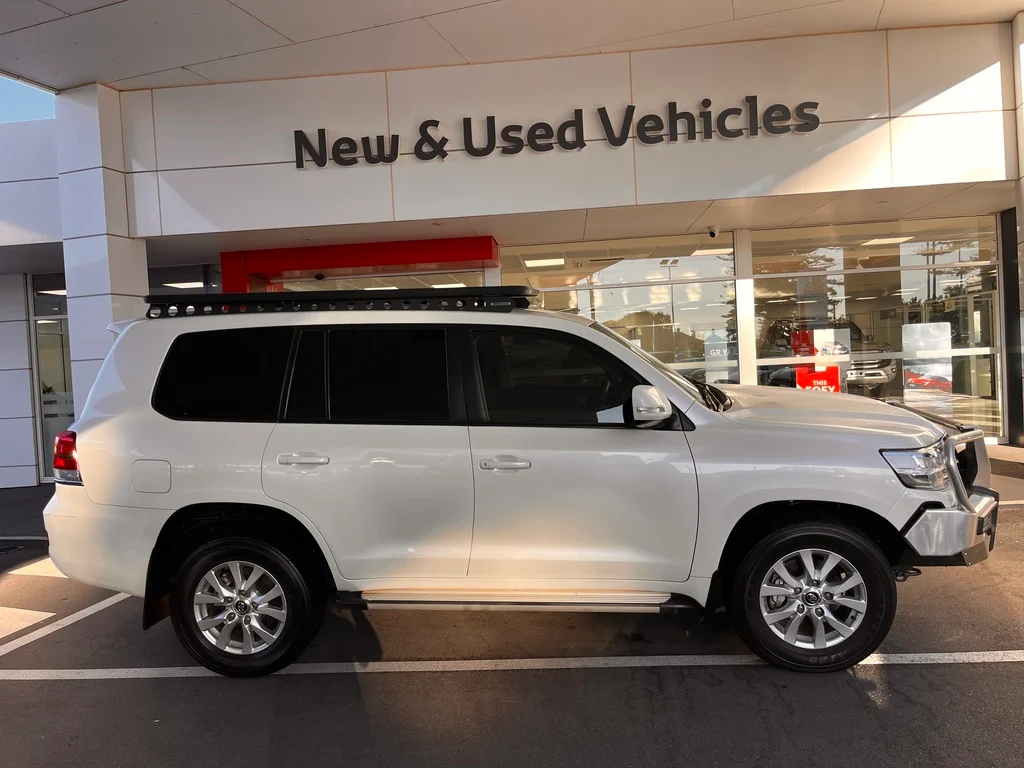 2021 Toyota Landcruiser GXL image 5