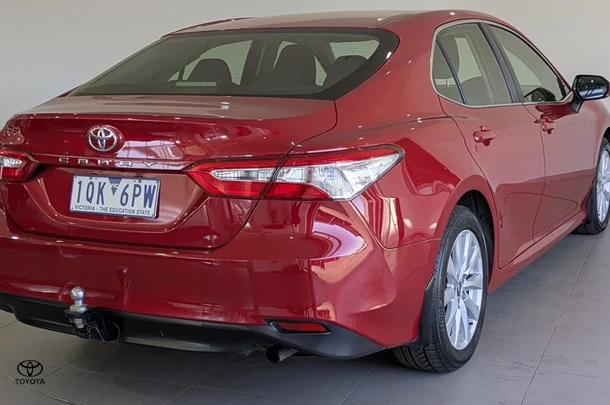 2019 Toyota Camry Ascent image 16