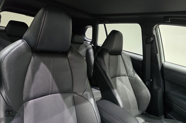 2024 Toyota Corolla Cross Hybrid Atmos 2WD image 29