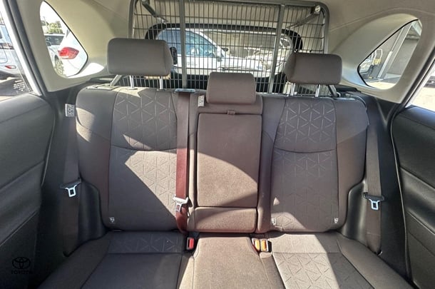 2020 Toyota Rav4 Hybrid GXL-2WD image 16