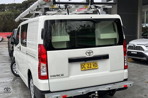 2021 Toyota HiAce LWB image 2