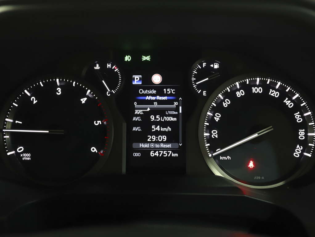 2021 Toyota Prado GXL image 9