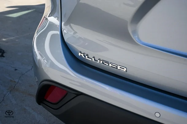 2022 Toyota KLUGER HYBRID GX AWD image 22