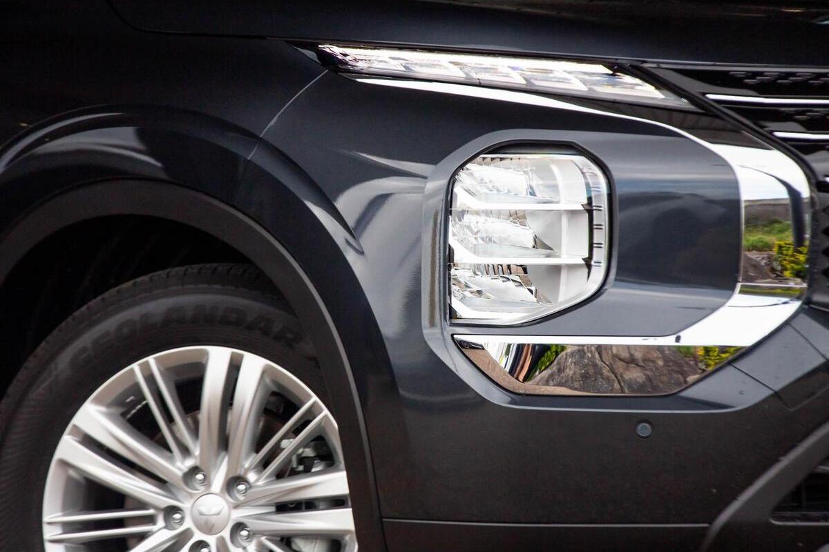 2024 Mitsubishi Outlander ES ZM Auto AWD MY24 image 20