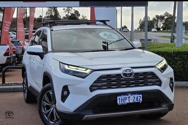 2021 Toyota RAV4 Hybrid GXL-2WD image 1