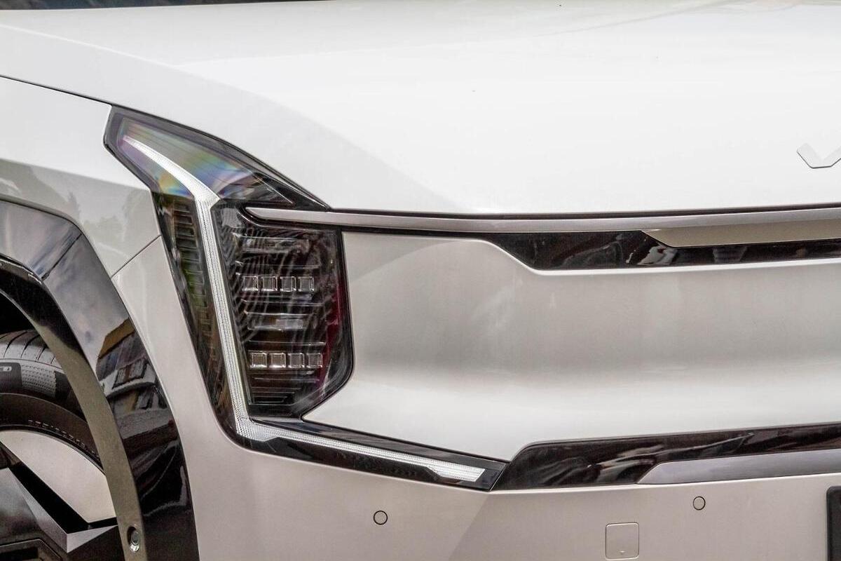 2025 Kia EV9 Earth Auto AWD MY25 image 18