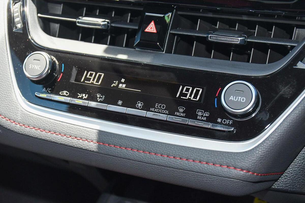 2025 Toyota Corolla ZR Hybrid Auto image 11