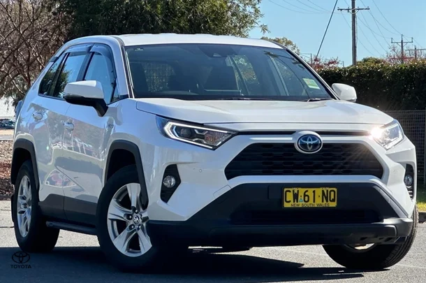 2020 Toyota RAV4 HYBRID GX AWD image 1