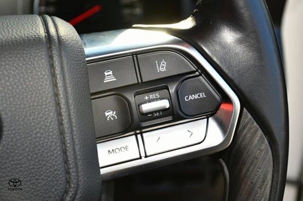 2024 Toyota Landcruiser Sahara ZX image 14