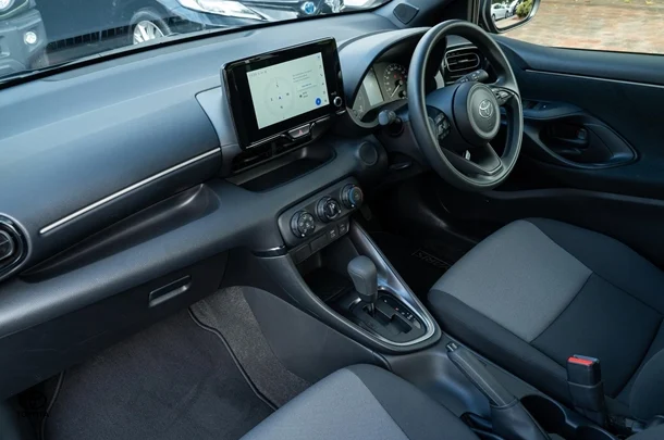 2024 TOYOTA Yaris Ascent Sport image 8