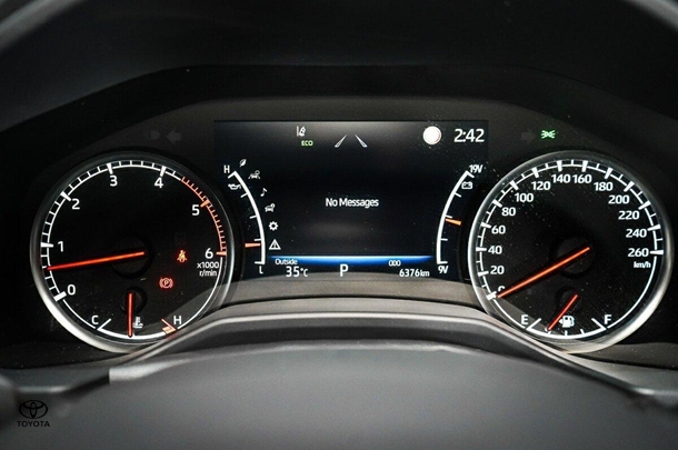 2024 Toyota Landcruiser VX image 20