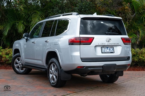 2023 TOYOTA Landcruiser Sahara image 2