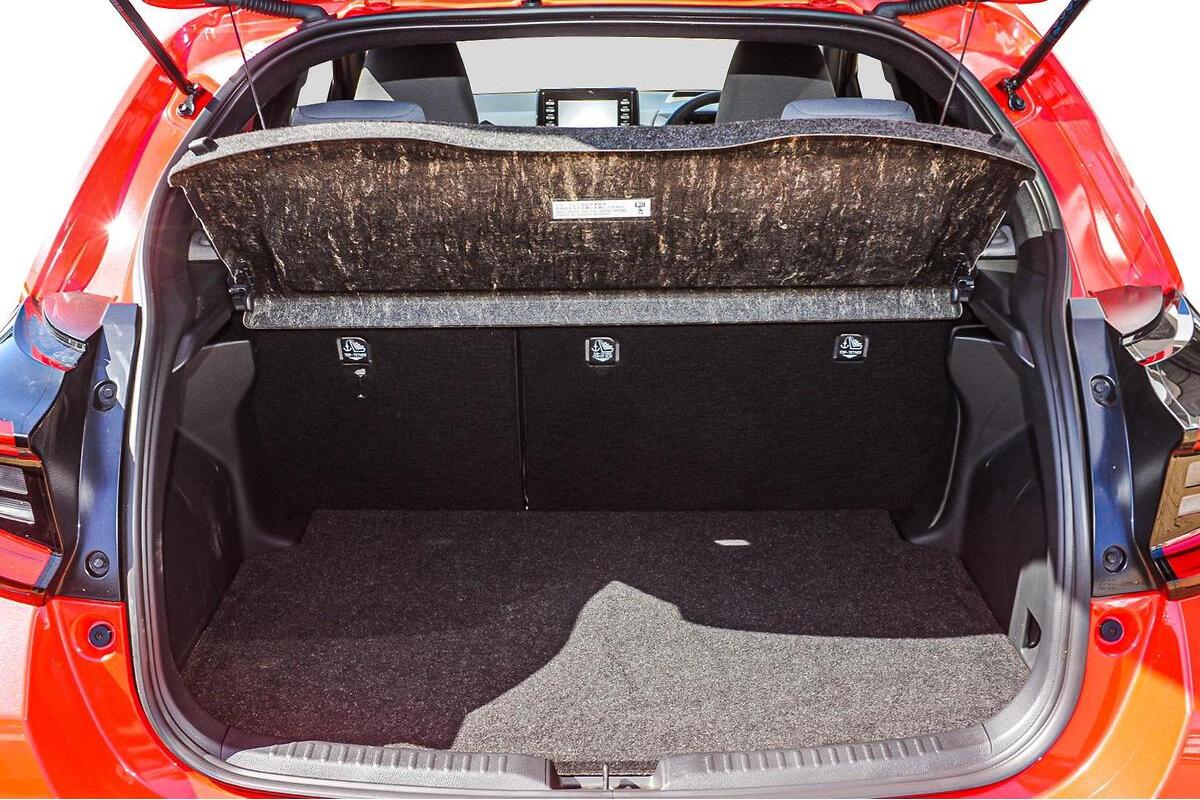 2024 Toyota Yaris ZR Hybrid Auto image 10