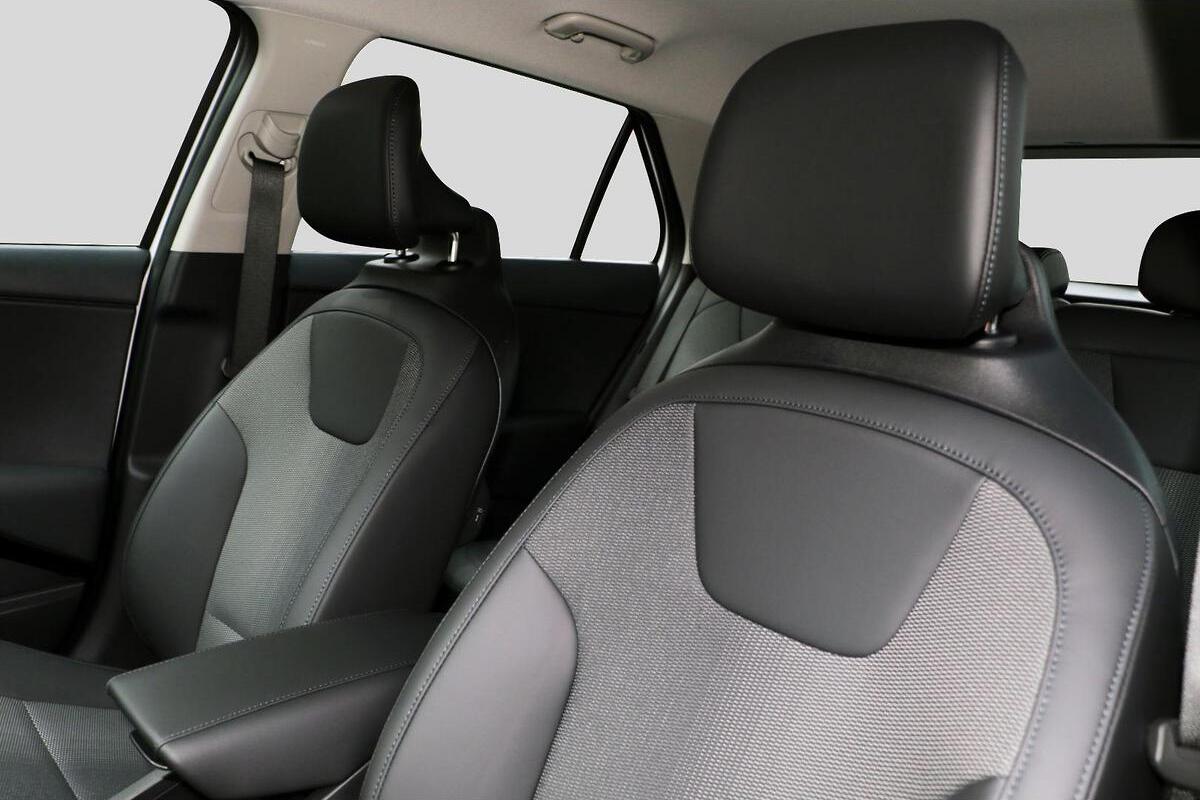 2025 Kia Niro HEV S Auto 2WD MY25 image 9