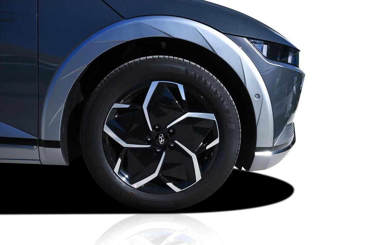 2024 Hyundai IONIQ 5 Auto 2WD MY25 image 17