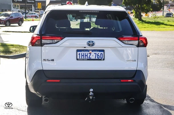 2021 Toyota Rav4 Hybrid GX AWD image 5