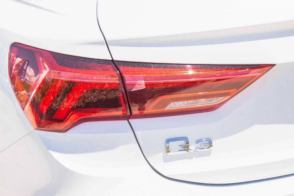 2025 Audi Q3 40 TFSI S Line Auto quattro MY25 image 19