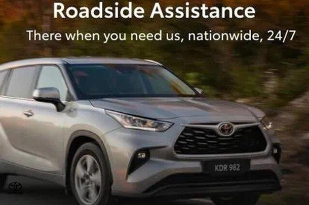 2021 Toyota Prado GX image 11