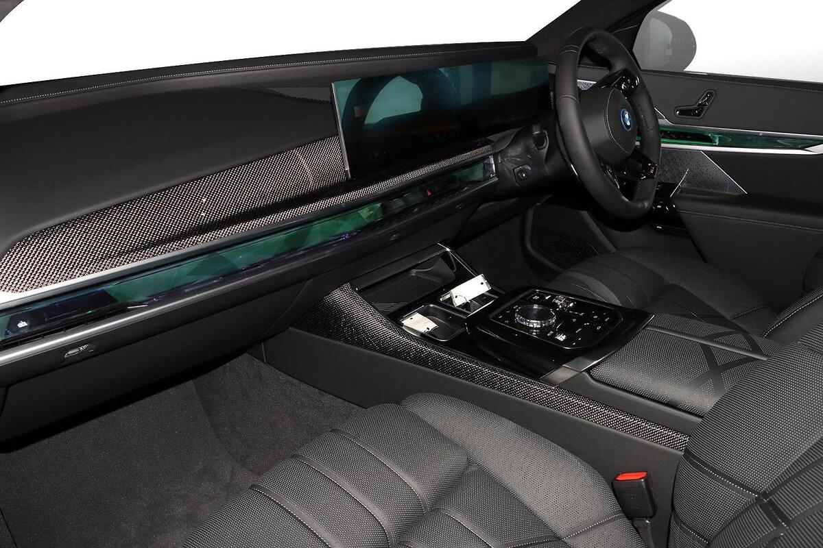 2024 BMW i7 xDrive60 M Sport G70 Auto AWD image 7