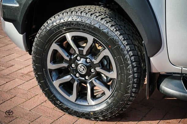 2021 Toyota Hilux 4x4 Rogue image 5