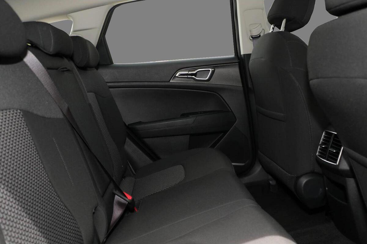 2025 Kia Sportage S Auto FWD MY25 image 8