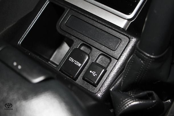2023 Toyota Prado GXL image 18