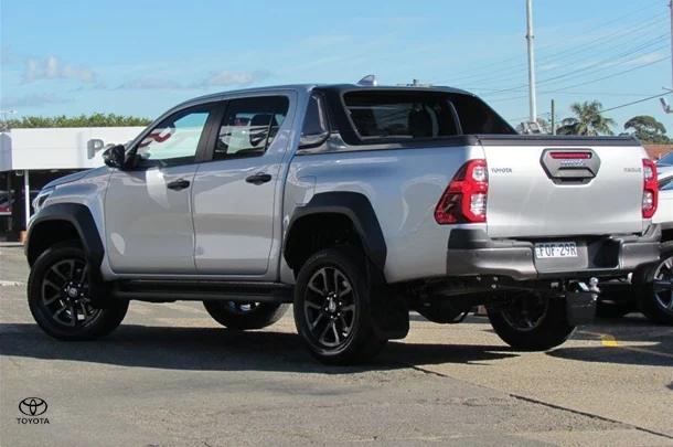 2024 Toyota Hilux Rogue image 4