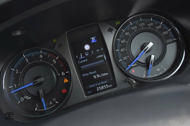 2023 Toyota Hilux 4x4 Rogue image 11