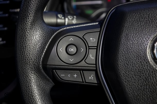 2020 Toyota CAMRY HYBRID Ascent image 12