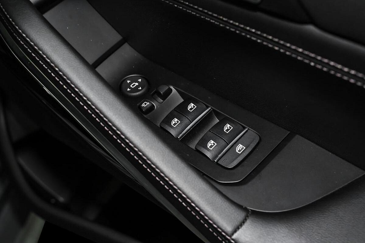 2024 BMW X6 xDrive30d M Sport G06 LCI Auto 4x4 image 14