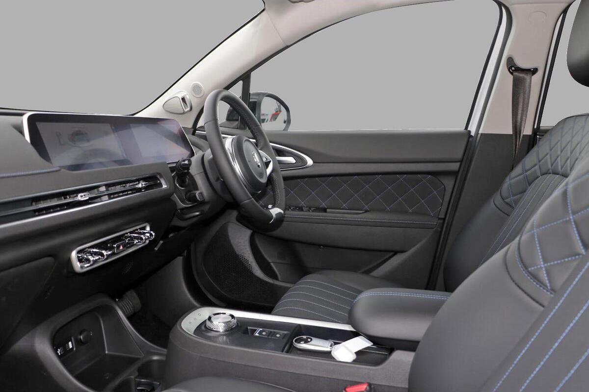 2025 GWM Ora Extended Range Auto image 8