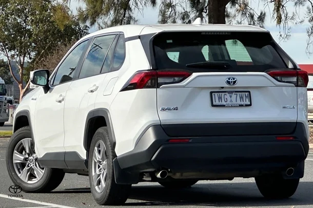 2022 Toyota RAV4 HYBRID GX AWD image 5