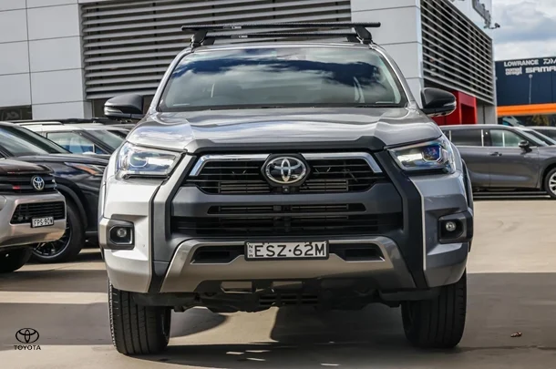2022 Toyota HILUX Rogue image 4