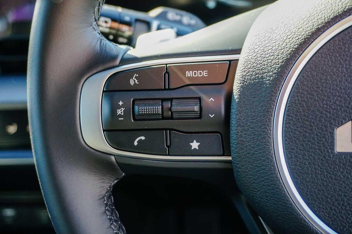 2024 Kia Sportage SX+ Auto AWD MY25 image 16