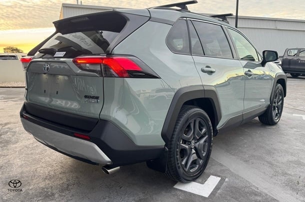 2022 Toyota Rav4 Hybrid Edge AWD image 5