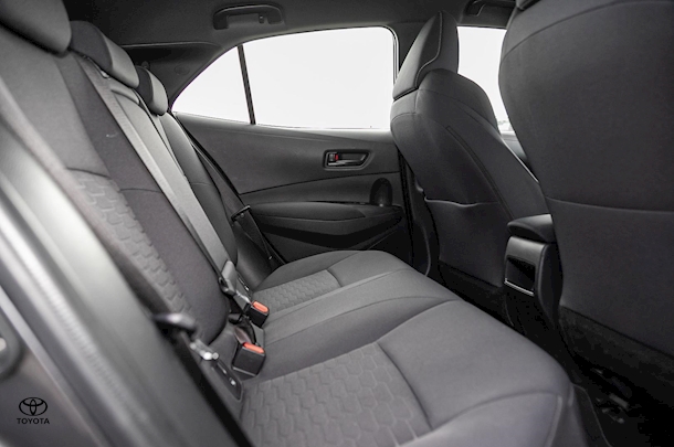 2021 Toyota Corolla Ascent Sport image 13