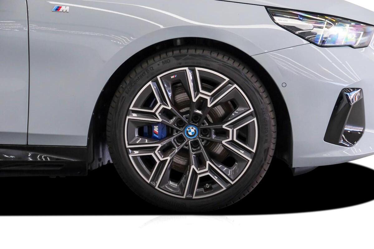 2025 BMW i5 eDrive40 M Sport G60 Auto image 17