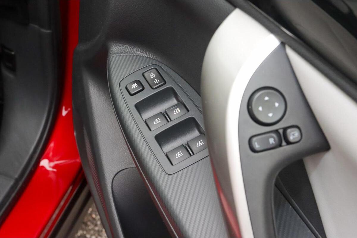 2024 Mitsubishi Eclipse Cross Exceed YB Auto 2WD MY24 image 17