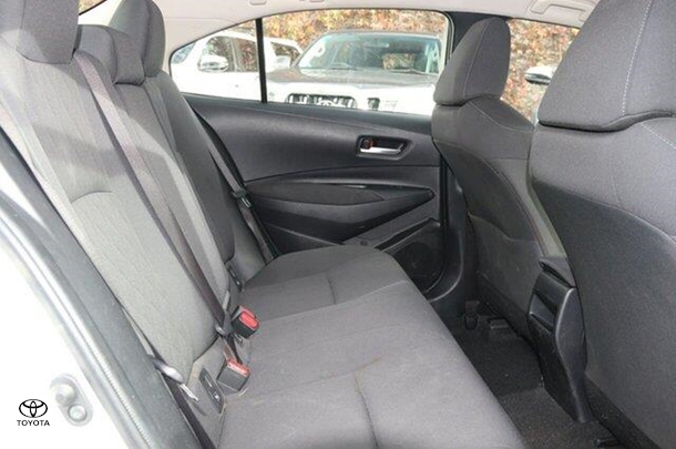 2022 Toyota Corolla Sedan Hybrid Ascent Sport image 7